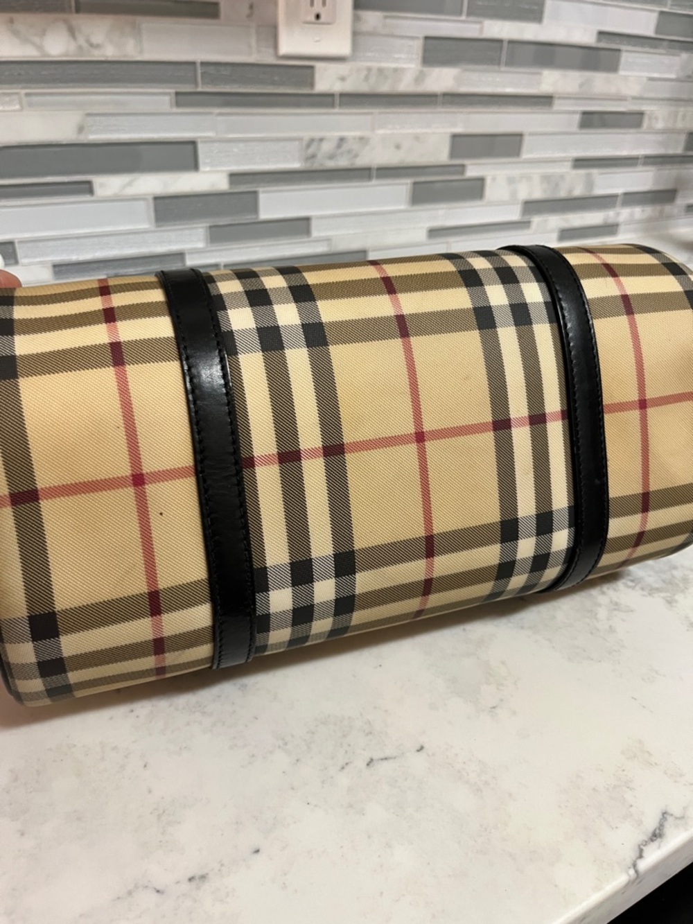 Burberry Beige Plaid Barrel Satchel with Black Trim - Picture 5 of 13